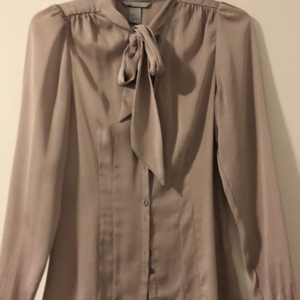 Grey bottom down with bow tie